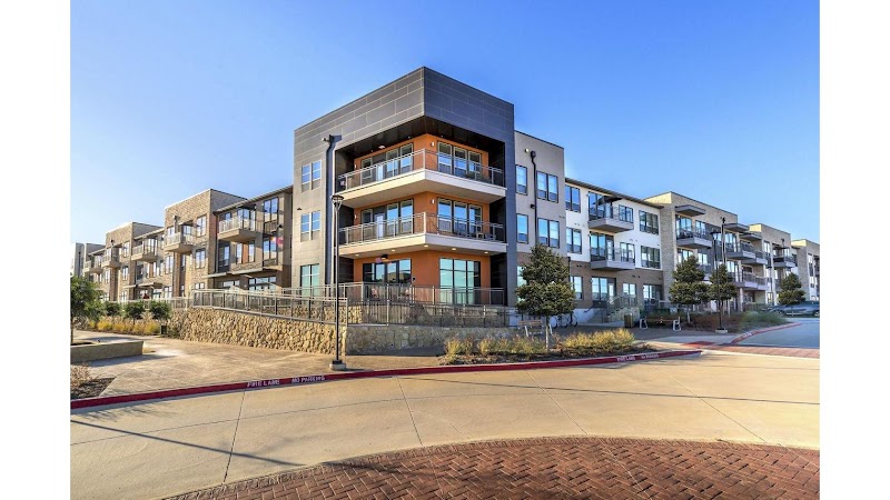 301 Flower Mound