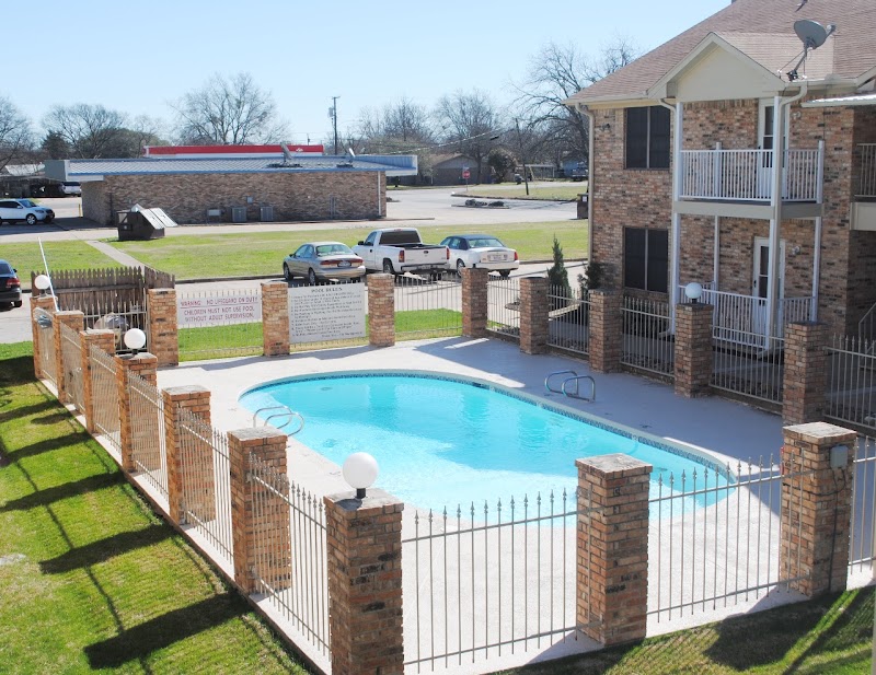 592 Lincoln Place Apartments