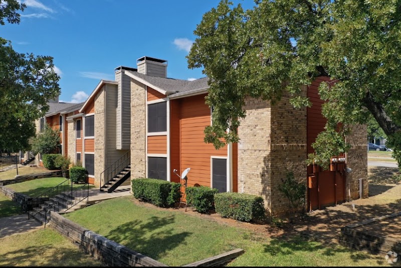 Bedford Oaks Apartments