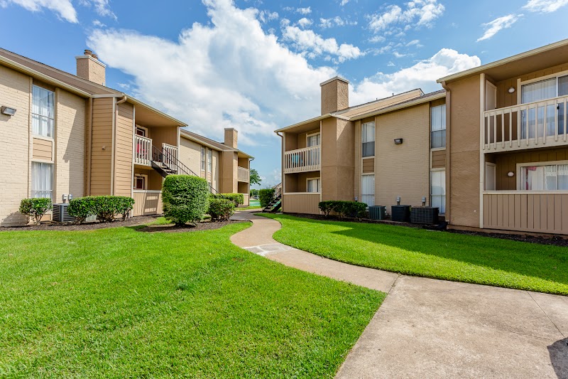 Cinnamon Ridge Apartments