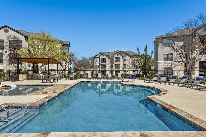 Collier Apartments