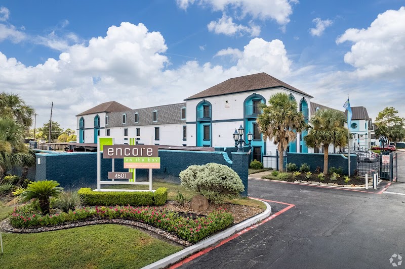 Encore on the Bay Apartments