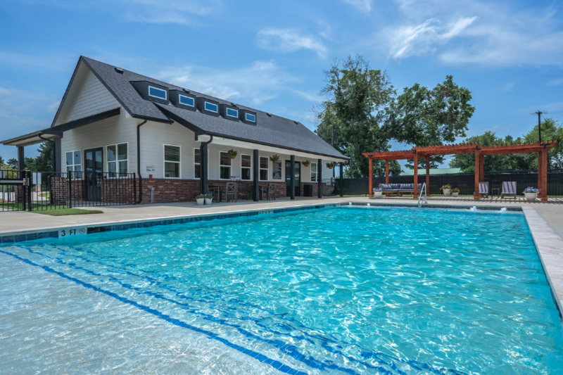 Flat Creek Apartments