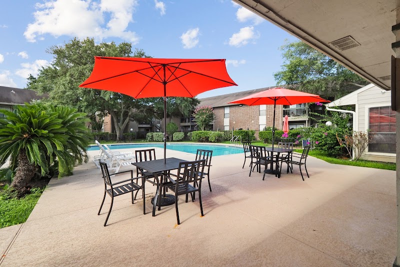 Lakeview Apartments