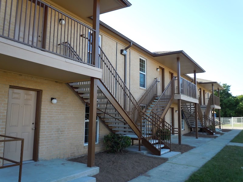 Lexington Square Apartments