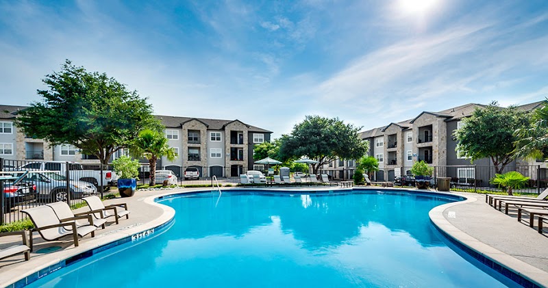 Magnolia View Apartments