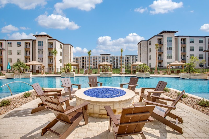 Mustang Ridge Apartments