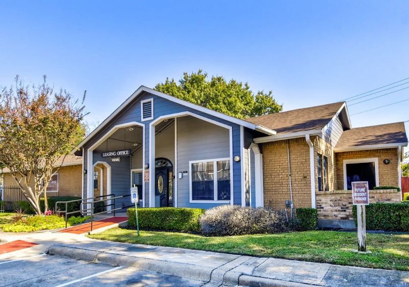 Pleasant Creek Apartments