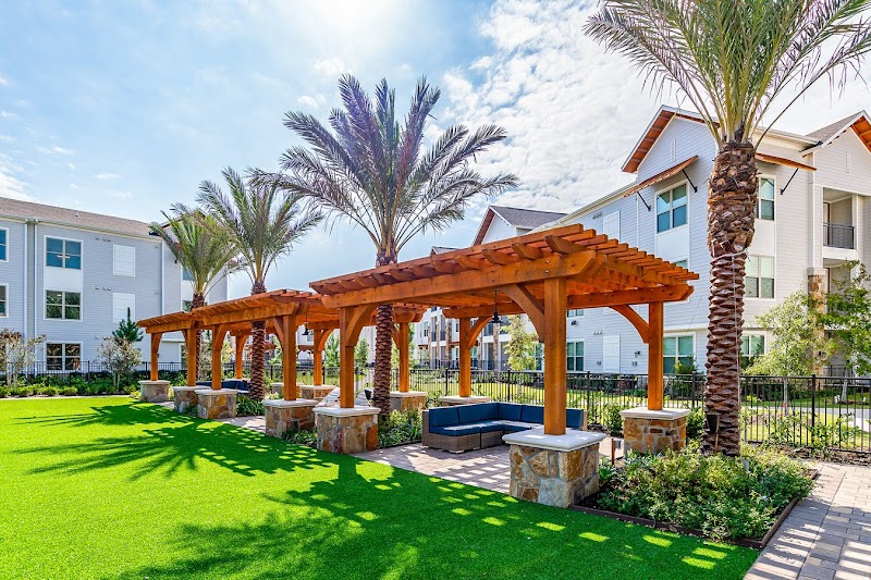 Stone Loch Apartments