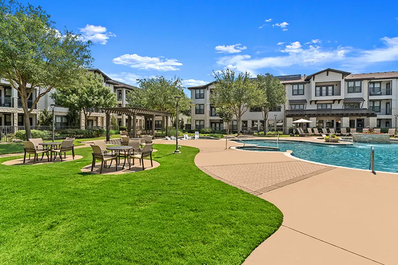 StoneLedge Apartments Grapevine