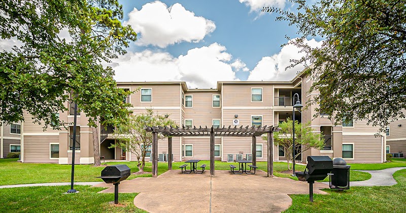 Stoneleigh on Kenswick Apartments