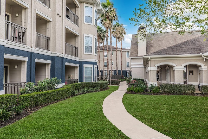 The Lynx Apartments
