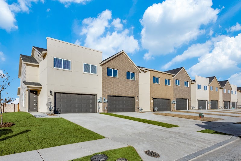 Townhomes at Sam Rayburn